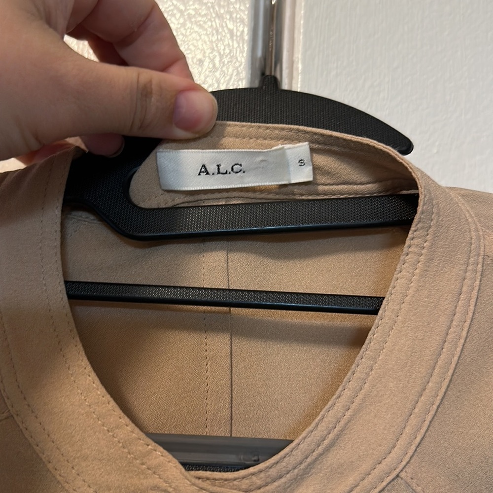 ALC tan top sz. S NEVER WORN - Picture 2 of 5